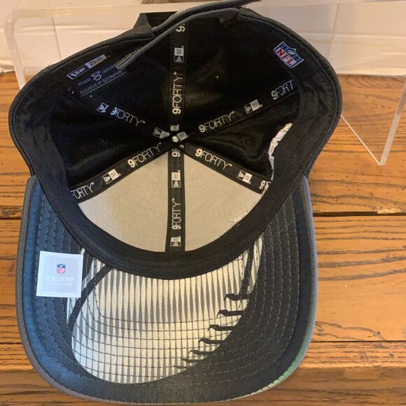 Philadelphia Eagles New Era 9Forty Super Bowl Champions Hat - Picture 8 of 11